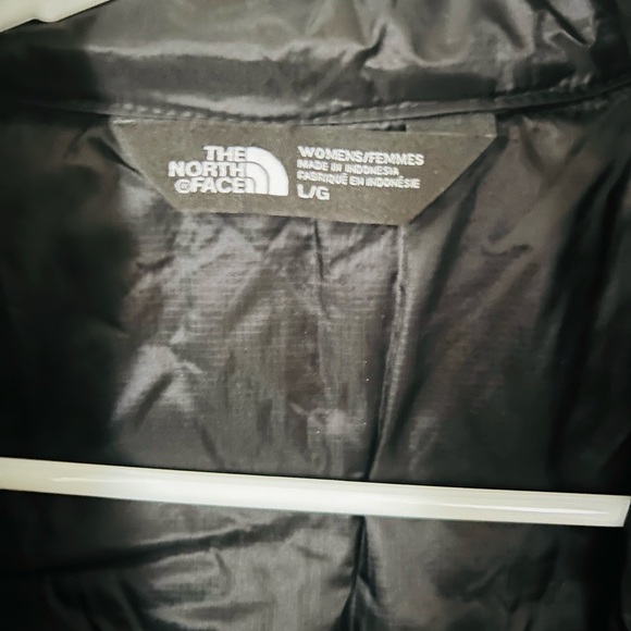 North Face Quilted Vest - Picture 2 of 2